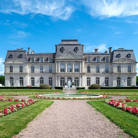 Château D'artigny-2
